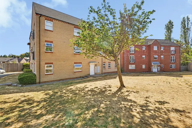 Walkers Way, Roade, Northampton, photo 1
