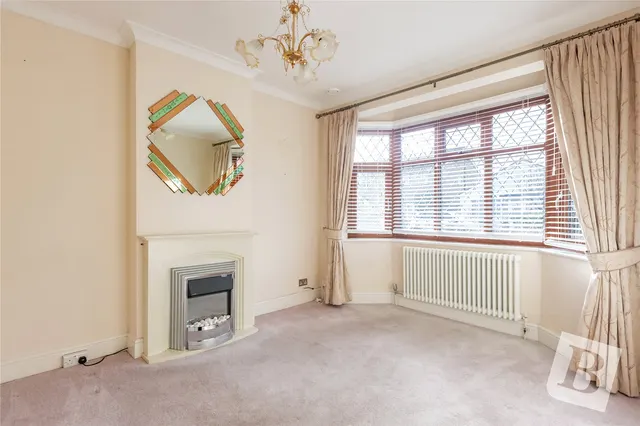 Essex Road, Romford, RM7, photo 2