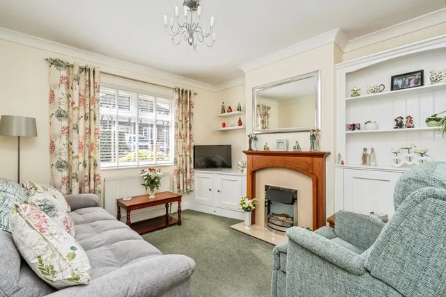 Frances Road, Waterlooville, PO7, photo 1