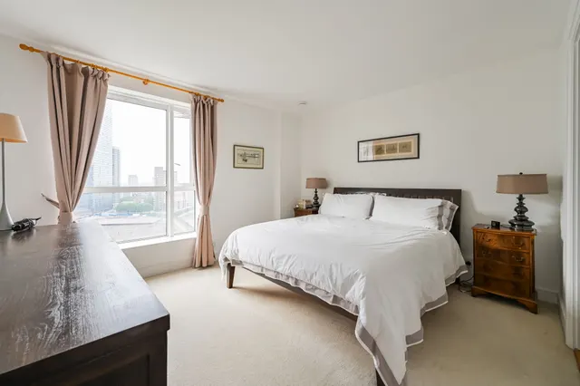 Photo 3 — Apartment 101, Berkeley Tower, 48 Westferry Circus, London