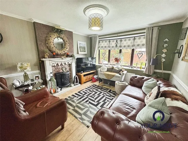 Photo 2 — Epsom Close, Bedworth, Warwickshire, CV12