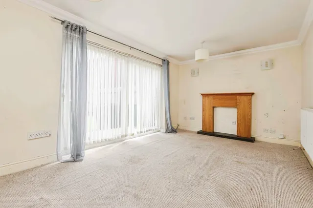 Wolseley Close, Birmingham, B36, photo 3