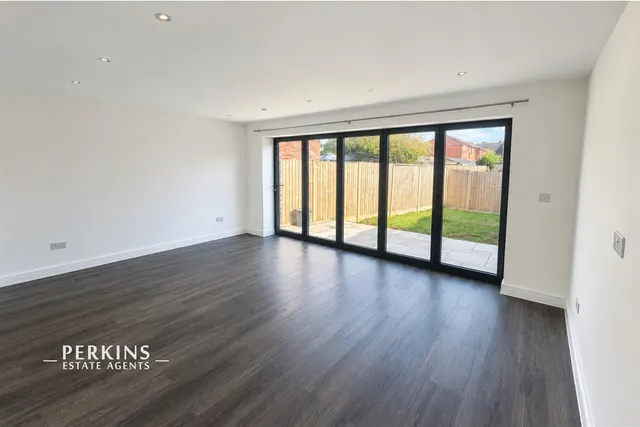 Moorhills Crescent, Wing, LU7, photo 1