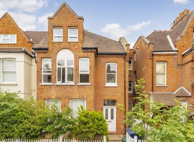 Esmond Road, Chiswick, W4, photo 1
