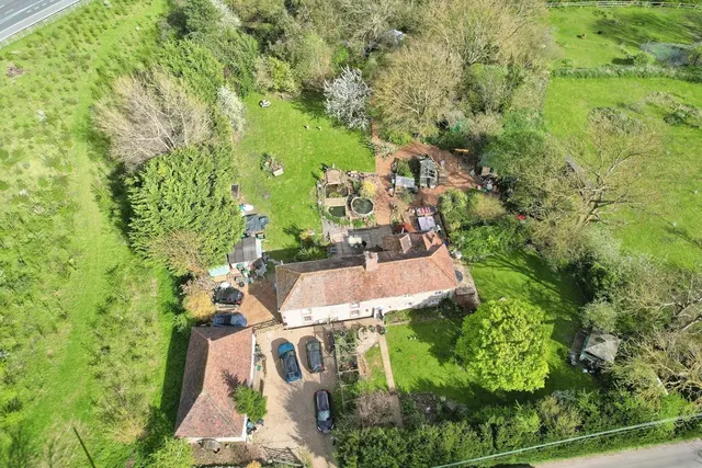 Kingsford Street, Mersham, TN25, photo 2