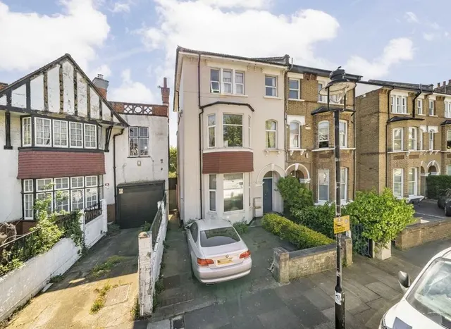 Weech Road, West Hampstead, NW6, photo 1