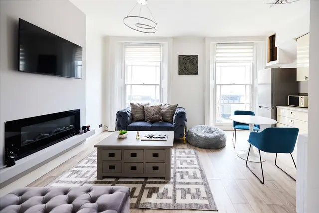 Boundary Road, London, NW8, photo 1
