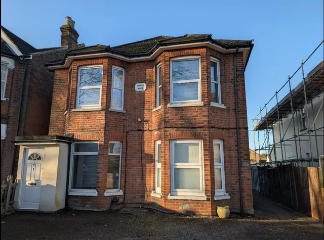 Maybury Road, Woking, GU21, photo 1