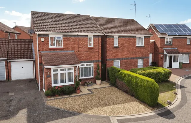 Long Pasture, Werrington, Peterborough, PE4, photo 1