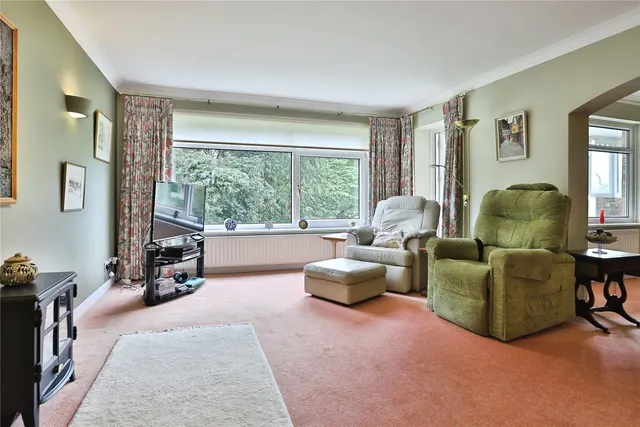 The Avenue, Branksome Park, BH13, photo 2