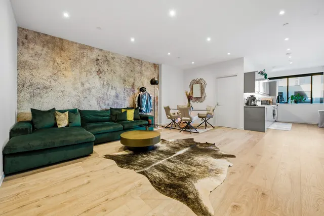 Flat 33, Tempus House, Milton Keynes, 249 Midsummer Boulevard, MK9 1FP, photo 1
