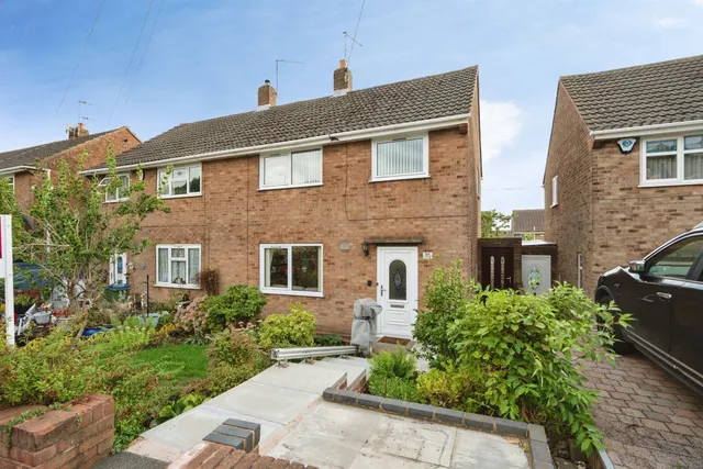 Cromwell Close, Rowley Regis, B65, photo 1