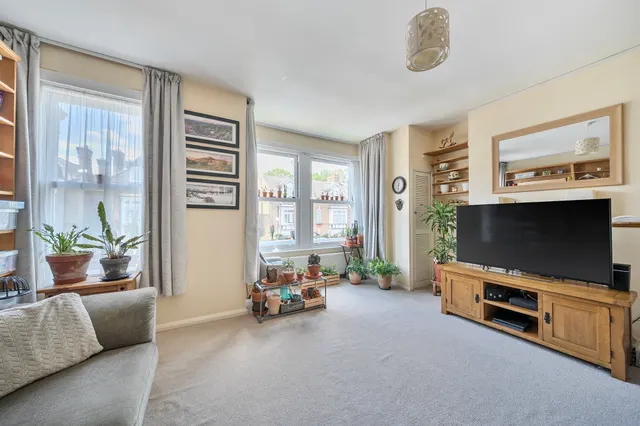 St. Andrews Road, Enfield, EN1, photo 1
