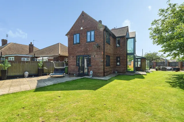 Victoria Road, Gorleston, Great Yarmouth, photo 1