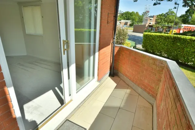 Allenview Road, Wimborne, BH21, photo 3