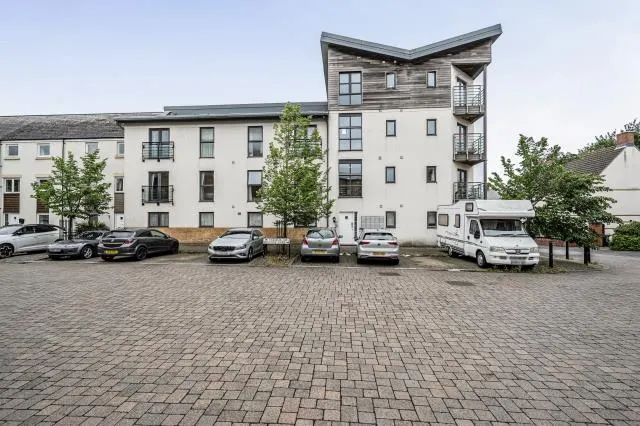 Pasteur Drive, Swindon, SN1, photo 1