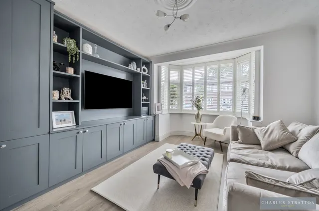 Photo 3 — Carlton Road, Romford, Essex, RM2 5AU