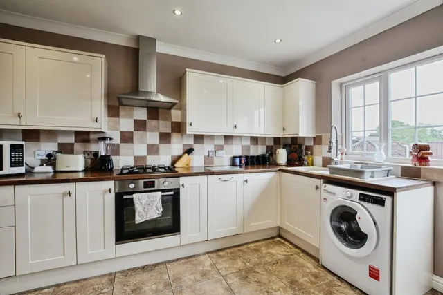 Burgh Road, Skegness, PE25, photo 3