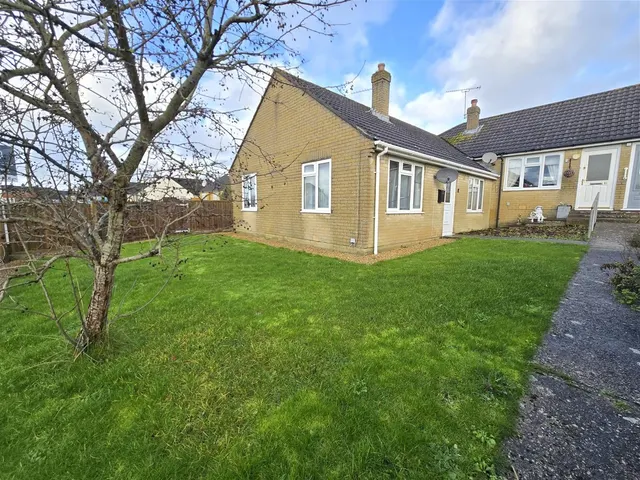 Photo 2 — Ambrose Close Bradford Abbas, Sherborne DT9 6RL