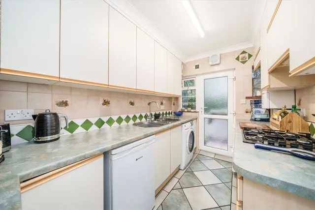 Park Road, KT1, photo 3