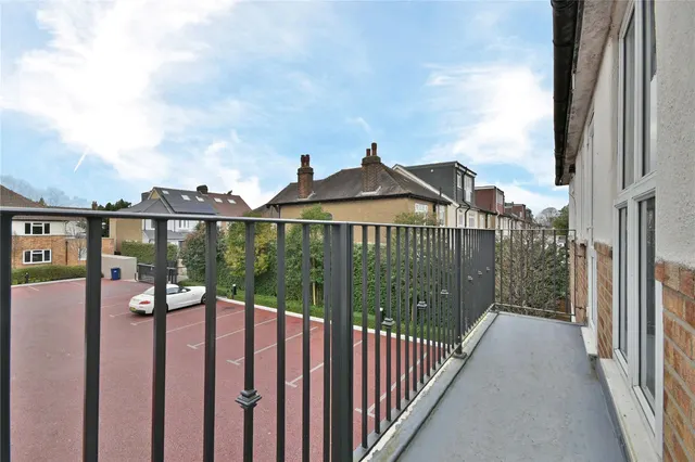 Vines Avenue, Finchley Central, N3, photo 3