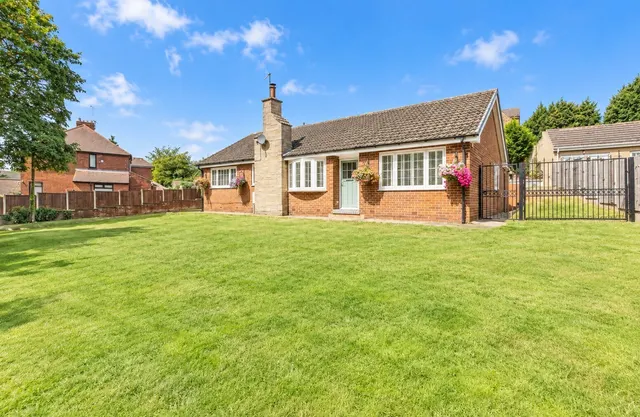 Waggon Lane, Upton, WF9, photo 1