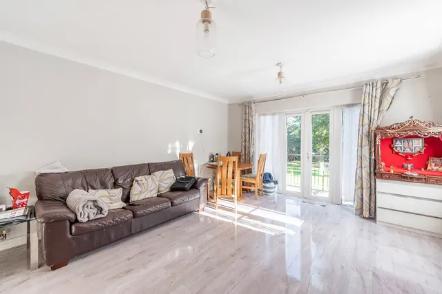 Stanmore, HA7, photo 2