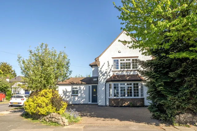 Myddelton Park, Whetstone, N20, photo 1