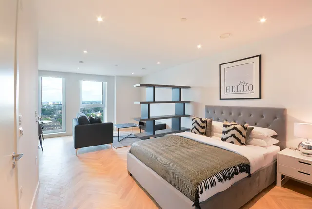 Southwark Bridge Road, SE1, photo 3