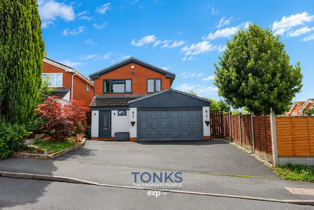 Hamilton Avenue, Halesowen, B62 8SZ, photo 1
