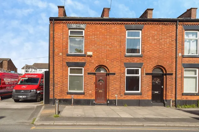 Ashton Road, Denton, Manchester, Greater Manchester, M34, photo 1