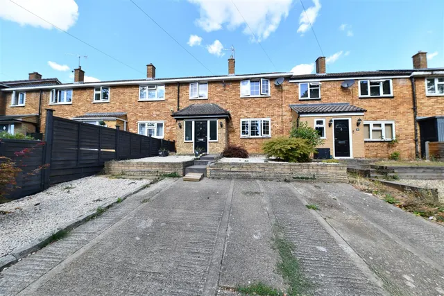 Tye End, Stevenage, Herts, SG2 8TU, photo 1