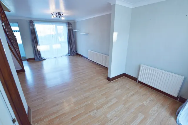 Photo 2 — Apple Tree Road, Alderholt, Fordingbridge, SP6 3EW