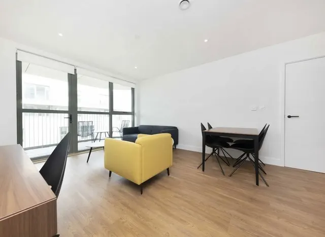 Green Street, North Acton, NW10, photo 1