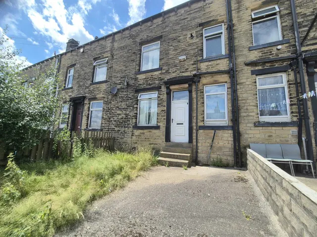 Ripon Street, HX1, photo 1