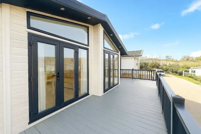 Newquay, TR8, photo 1