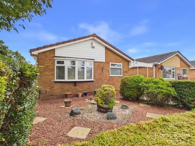 Photo 2 — Watchgate, Nunthorpe, North Yorkshire, TS7