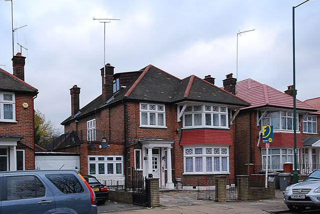 Flat A, 142 Anson Road, London, photo 1