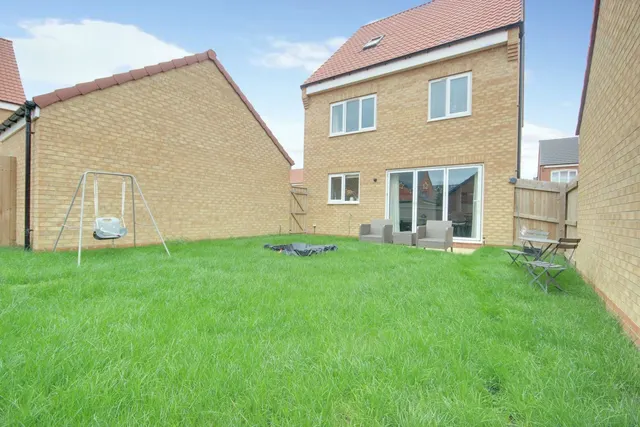 Marson Drive, Beverley, HU17, photo 2