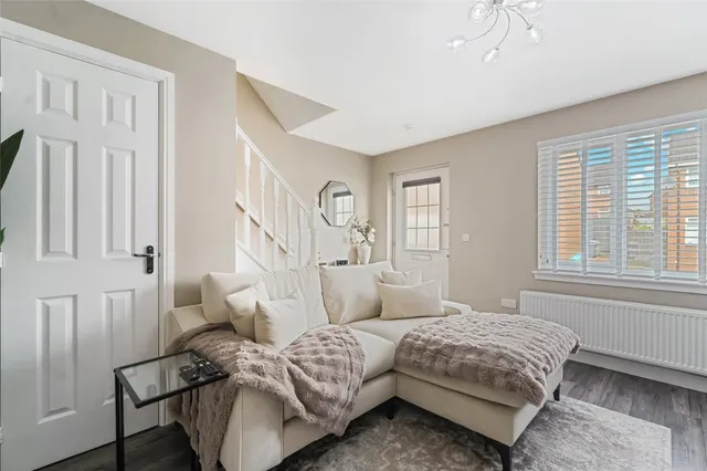 Photo 2 — Tillycairn Drive, Gathamlock, Glasgow, G33