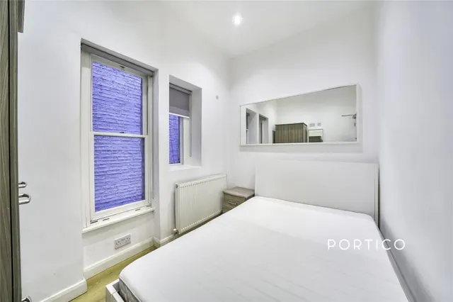 Charleville Road, London, W14, photo 2