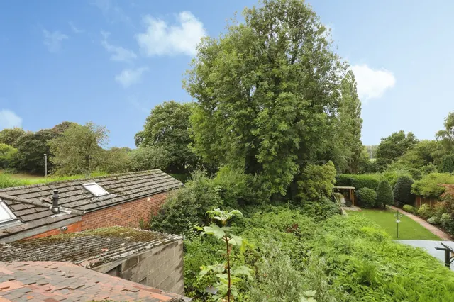 Moss Road, Northwich, CW8, photo 3