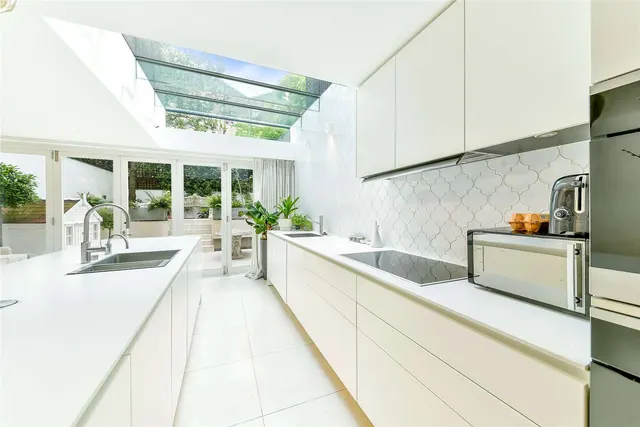 Photo 2 — Kildare Terrace, London, W2 5JT
