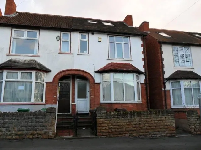 Rolleston Drive, Nottingham, NG7, photo 2
