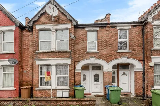 Herga Road, Harrow, HA3, photo 1