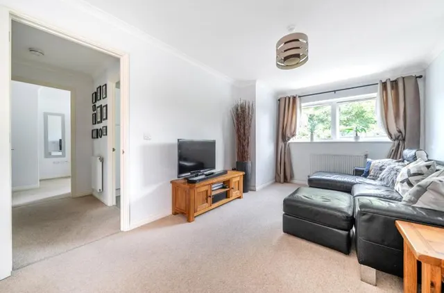 Davy Place, Bracknell, RG12, photo 2