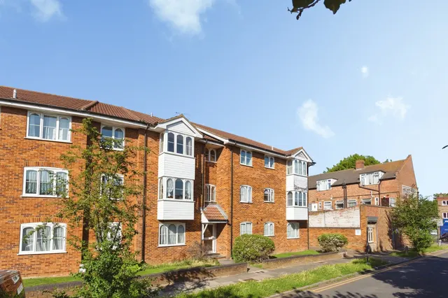 Torrington Drive, HARROW, photo 1