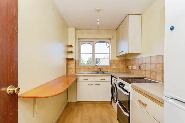 Photo 3 — Torrington Drive, HARROW