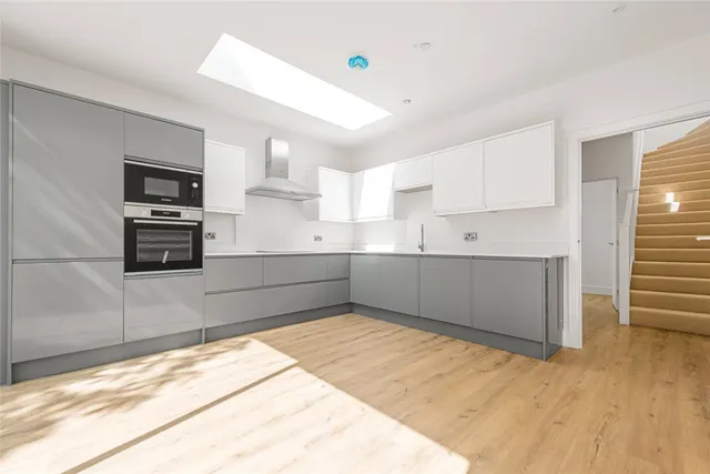 Parkhurst Road, Islington, N7, photo 1
