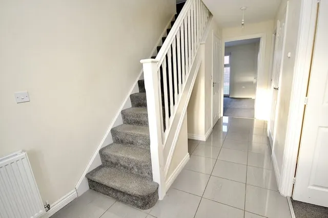 Nightingale Road, Guisborough, TS14, photo 2